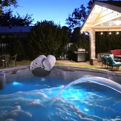 Hot Tub, Pool Table, Swing Sets, Theater, Kayaks