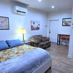 Private, Modern Casita, Coffee Bar, Wet bar