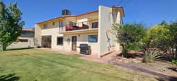 Cliff House, Views, Hot Tub, 4BR, Sleeps 16, Boat Parking, Kayaks, SUPs, Brkfst, Pool Table, Fire Pit, Golf, Air Hockey, Ping Pong, Foosball,