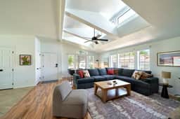 Hot Tub, Game Room, Coffee Bar, Fire Pit, Pancakes