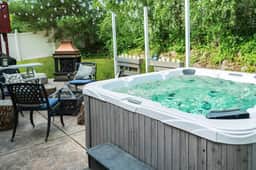 Cabin spa! Hot tub, sauna, gym, game rm, fire pit - Image 2