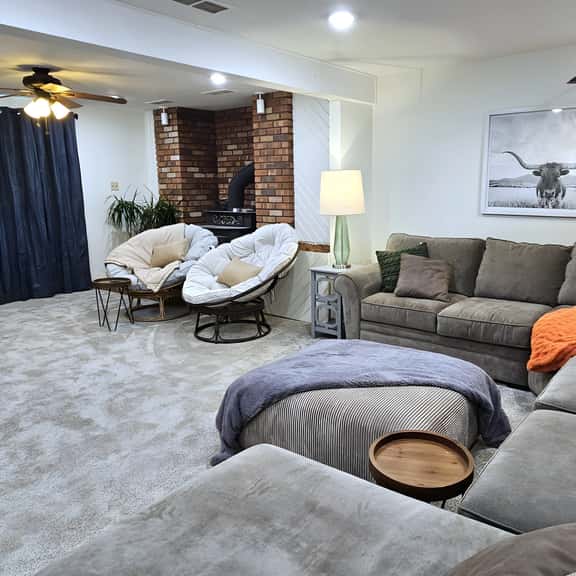 Hot Tub, Kitchen, 2 Bedroom, Washer/Dryer, Lower - Image 1