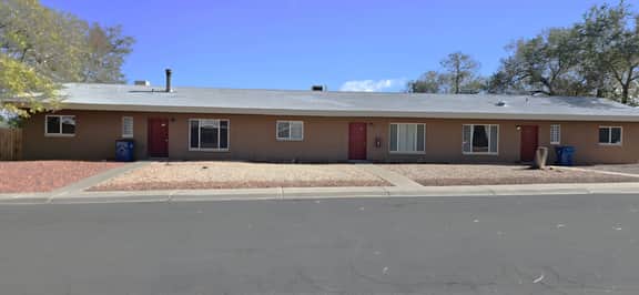 Page 3Bd, 1Ba, King, Brkfst, Boat Parking, Washer/Dryer, Sleeps 11, BBQ, Unit 127