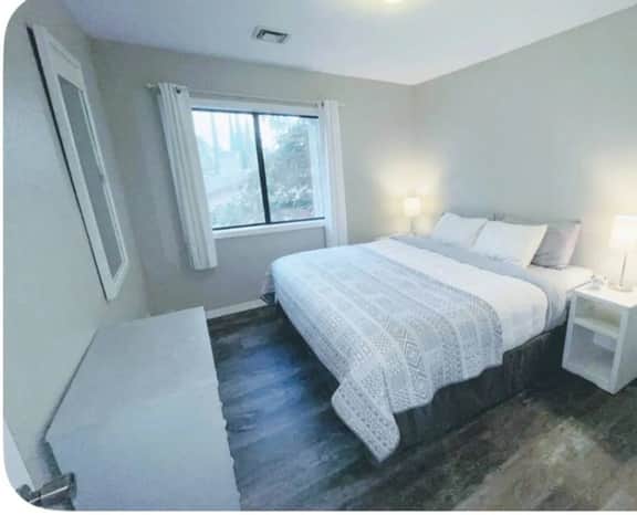 Grandy cozy King and Queen rooms - Image 2