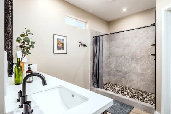 Hot Tub, Game Room w/ Pool & Ping Pong, Sleeps 14 - Image 3