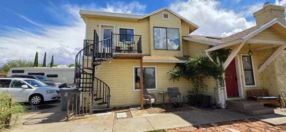 Cozy Space, View, Balcony, Coffee Bar, Kayak, W/D