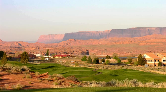 Lake Powell National Golf Course
